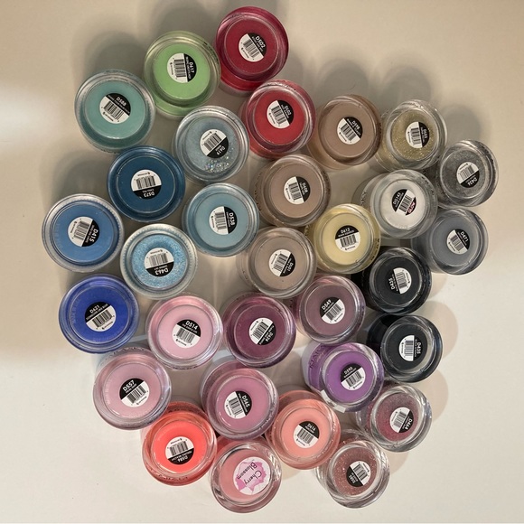 Kiara Sky 30 Jars Dip Powders & 1 Peppi Dip Powder Bundle - Picture 5 of 11